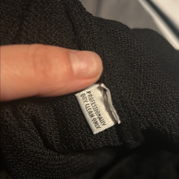 St.John Evening Santana Knit Rhinestone Jacket Pant Set Size 12 - Picture 12 of 12